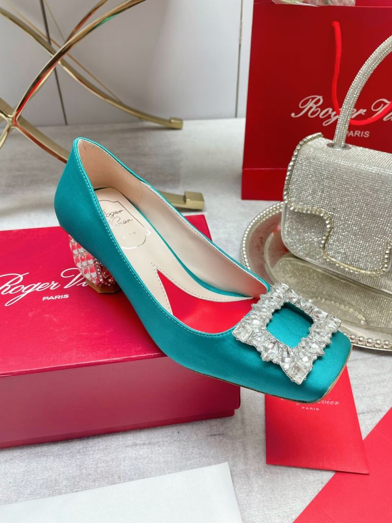 Roger Vivier flat shoes